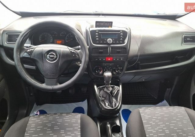 Синій Опель Комбо вант.-пас., об'ємом двигуна 1.6 л та пробігом 193 тис. км за 10750 $, фото 22 на Automoto.ua