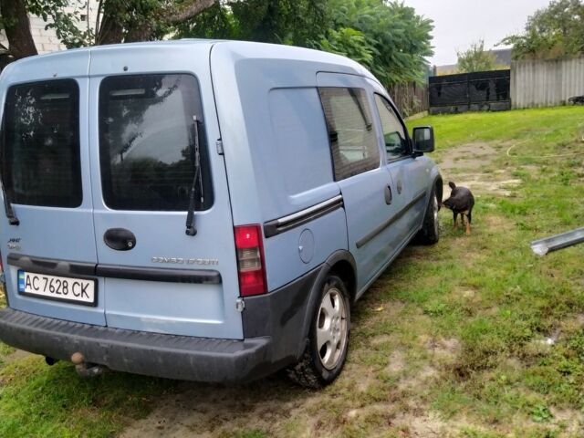 Синій Опель Комбо вант.-пас., об'ємом двигуна 1.7 л та пробігом 320 тис. км за 3243 $, фото 2 на Automoto.ua