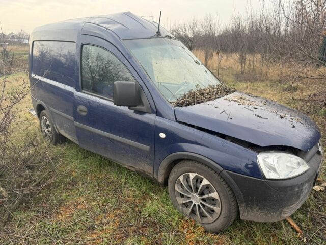 Синій Опель Комбо вант.-пас., об'ємом двигуна 0 л та пробігом 250 тис. км за 500 $, фото 3 на Automoto.ua