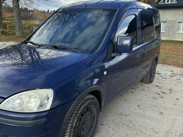 Синий Опель Комбо груз.-пасс., объемом двигателя 1.6 л и пробегом 265 тыс. км за 4000 $, фото 1 на Automoto.ua
