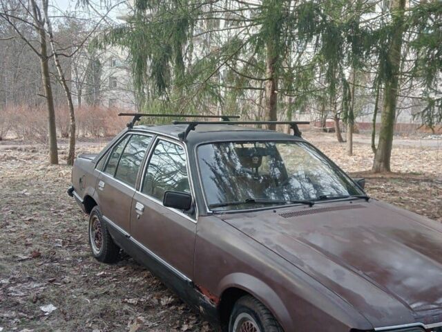 Коричневий Опель Коммандор, об'ємом двигуна 2.5 л та пробігом 475 тис. км за 800 $, фото 7 на Automoto.ua