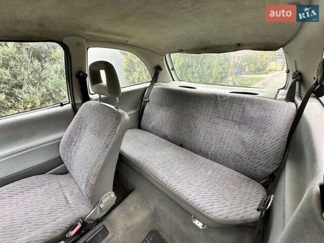 Белый Опель Корса, объемом двигателя 1.2 л и пробегом 123 тыс. км за 1100 $, фото 5 на Automoto.ua