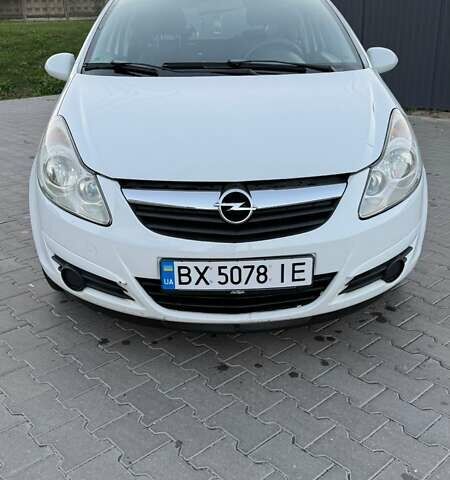 Белый Опель Корса, объемом двигателя 1 л и пробегом 250 тыс. км за 4200 $, фото 9 на Automoto.ua