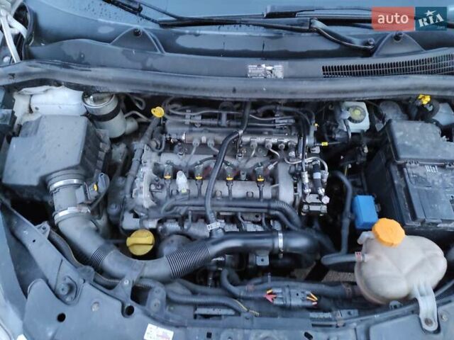 Білий Опель Корса, об'ємом двигуна 1.3 л та пробігом 245 тис. км за 4500 $, фото 17 на Automoto.ua