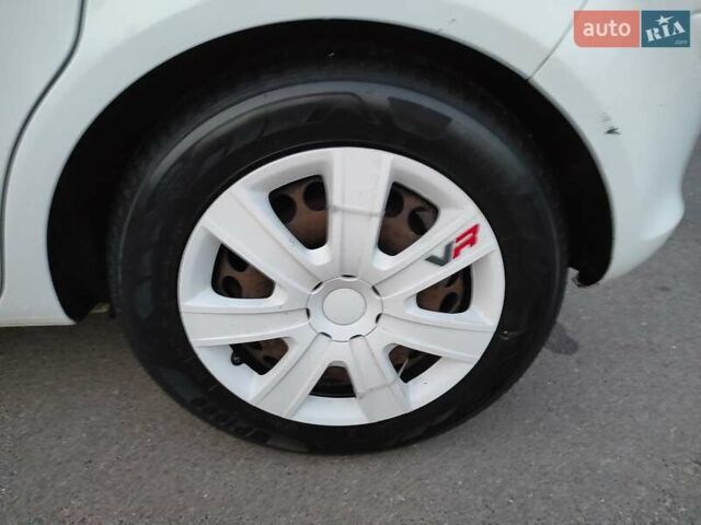 Білий Опель Корса, об'ємом двигуна 1.3 л та пробігом 245 тис. км за 4500 $, фото 4 на Automoto.ua