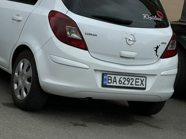 Білий Опель Корса, об'ємом двигуна 1.2 л та пробігом 232 тис. км за 4600 $, фото 1 на Automoto.ua