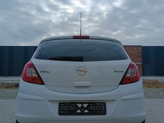 Білий Опель Корса, об'ємом двигуна 1.3 л та пробігом 207 тис. км за 5500 $, фото 5 на Automoto.ua