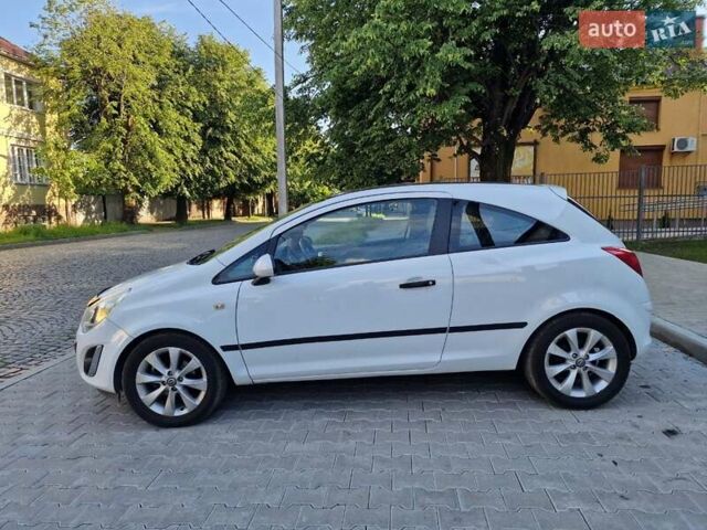 Білий Опель Корса, об'ємом двигуна 1.3 л та пробігом 308 тис. км за 4450 $, фото 4 на Automoto.ua
