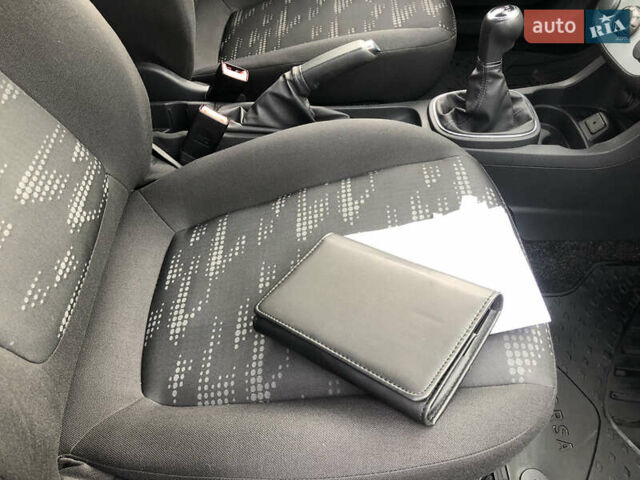 Білий Опель Корса, об'ємом двигуна 1.23 л та пробігом 88 тис. км за 5900 $, фото 12 на Automoto.ua