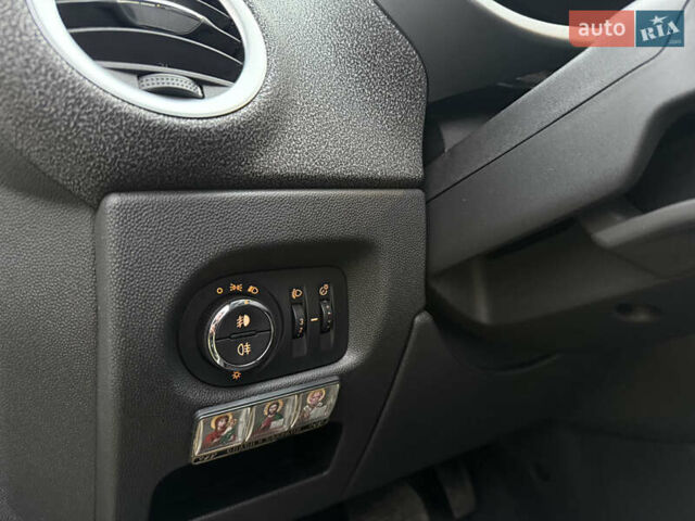 Білий Опель Корса, об'ємом двигуна 1.4 л та пробігом 59 тис. км за 8400 $, фото 16 на Automoto.ua