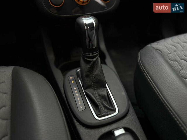 Білий Опель Корса, об'ємом двигуна 1.4 л та пробігом 59 тис. км за 8400 $, фото 24 на Automoto.ua