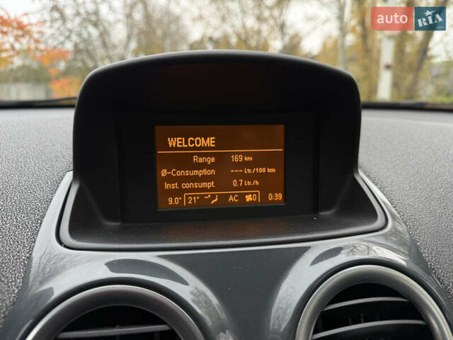 Білий Опель Корса, об'ємом двигуна 1.4 л та пробігом 59 тис. км за 8400 $, фото 30 на Automoto.ua