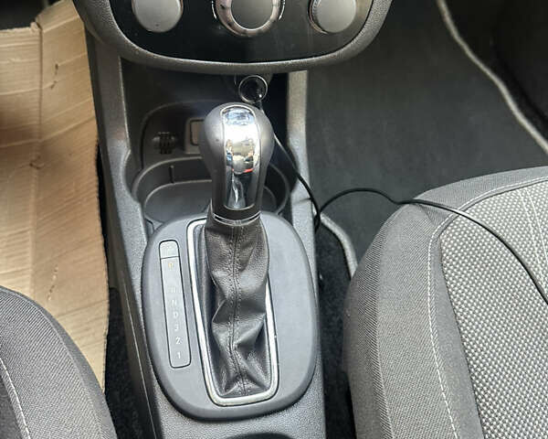 Білий Опель Корса, об'ємом двигуна 1.4 л та пробігом 130 тис. км за 8400 $, фото 13 на Automoto.ua