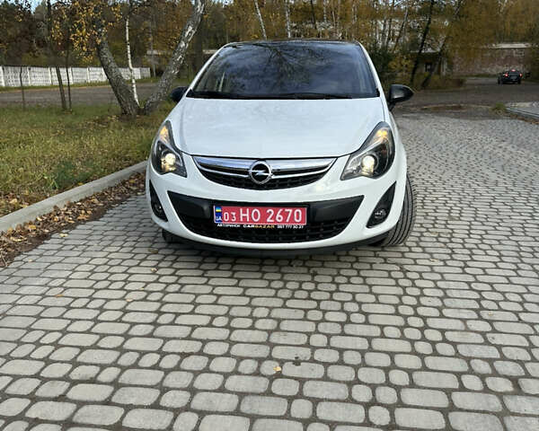 Білий Опель Корса, об'ємом двигуна 1.4 л та пробігом 130 тис. км за 8400 $, фото 4 на Automoto.ua