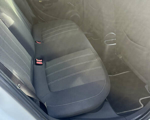 Білий Опель Корса, об'ємом двигуна 1.4 л та пробігом 130 тис. км за 8400 $, фото 21 на Automoto.ua