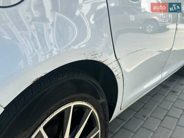 Белый Опель Корса, объемом двигателя 1.23 л и пробегом 177 тыс. км за 4500 $, фото 13 на Automoto.ua