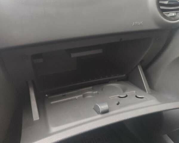 Опель Корса 2014 в Тернополе на Automoto.ua Белый Опель Корса, объемом двигателя 1.3 л и пробегом 262 тыс. км за 6300 $, фото 13 на Automoto.ua