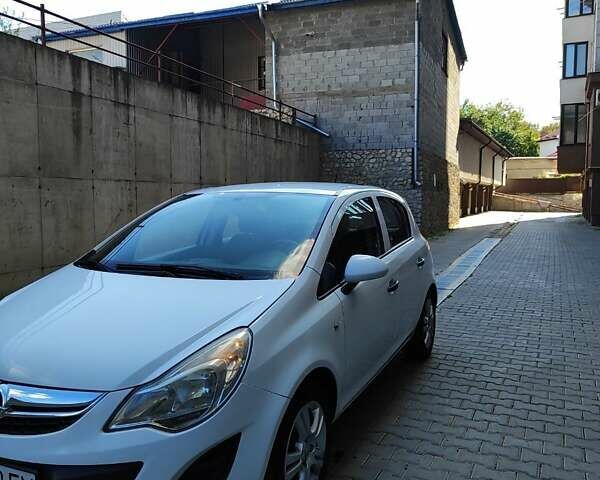 Опель Корса 2014 в Тернополе на Automoto.ua Белый Опель Корса, объемом двигателя 1.3 л и пробегом 262 тыс. км за 6300 $, фото 7 на Automoto.ua