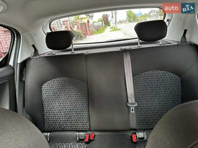 Білий Опель Корса, об'ємом двигуна 1.25 л та пробігом 138 тис. км за 7200 $, фото 14 на Automoto.ua