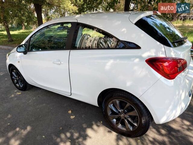 Білий Опель Корса, об'ємом двигуна 1.23 л та пробігом 66 тис. км за 8500 $, фото 2 на Automoto.ua