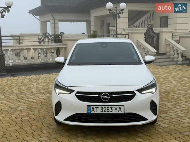 Белый Опель Корса, объемом двигателя 0 л и пробегом 57 тыс. км за 12992 $, фото 7 на Automoto.ua