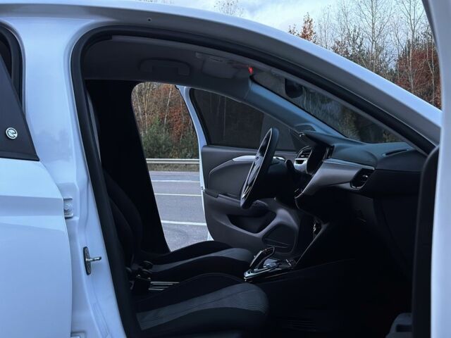 Белый Опель Корса, объемом двигателя 0 л и пробегом 80 тыс. км за 16100 $, фото 17 на Automoto.ua