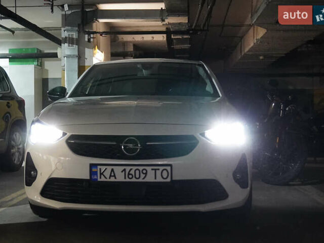 Білий Опель Корса, об'ємом двигуна 1.2 л та пробігом 68 тис. км за 15500 $, фото 23 на Automoto.ua