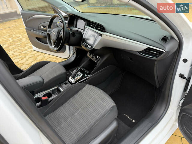 Белый Опель Корса, объемом двигателя 0 л и пробегом 57 тыс. км за 12992 $, фото 19 на Automoto.ua