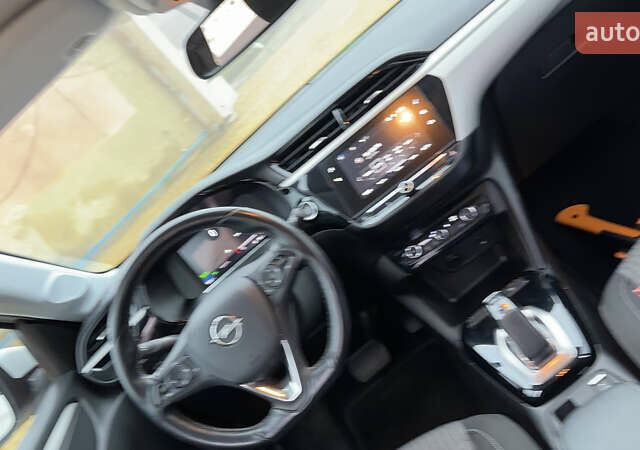 Белый Опель Корса, объемом двигателя 0 л и пробегом 57 тыс. км за 12992 $, фото 20 на Automoto.ua