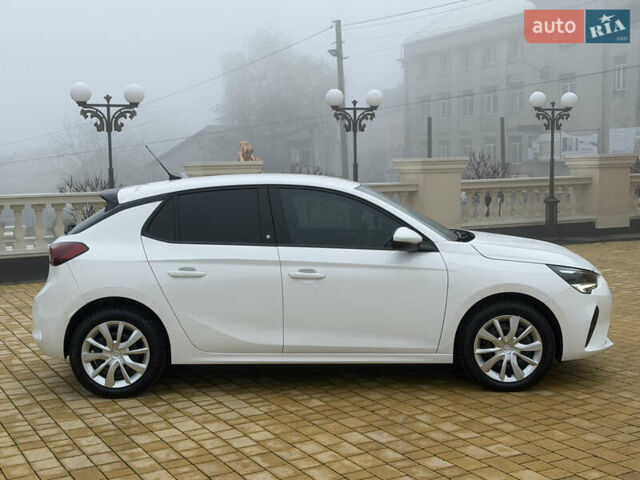 Белый Опель Корса, объемом двигателя 0 л и пробегом 57 тыс. км за 12992 $, фото 13 на Automoto.ua