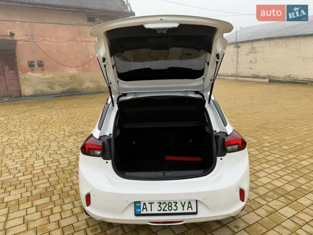 Белый Опель Корса, объемом двигателя 0 л и пробегом 57 тыс. км за 12992 $, фото 11 на Automoto.ua