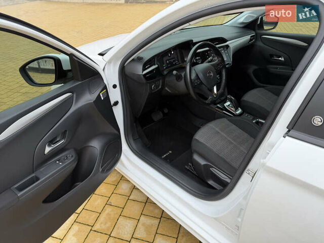 Белый Опель Корса, объемом двигателя 0 л и пробегом 57 тыс. км за 12992 $, фото 16 на Automoto.ua