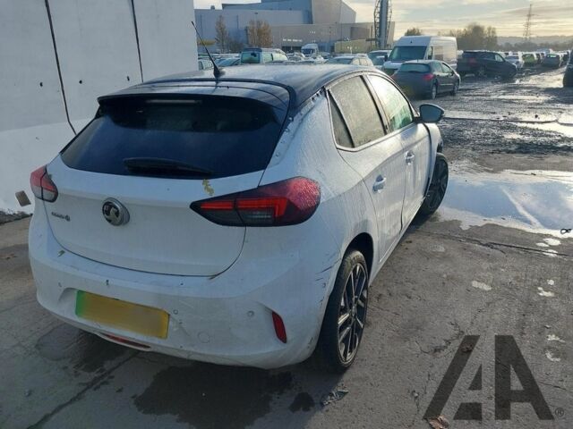 Белый Опель Корса, объемом двигателя 0 л и пробегом 77 тыс. км за 6997 $, фото 2 на Automoto.ua