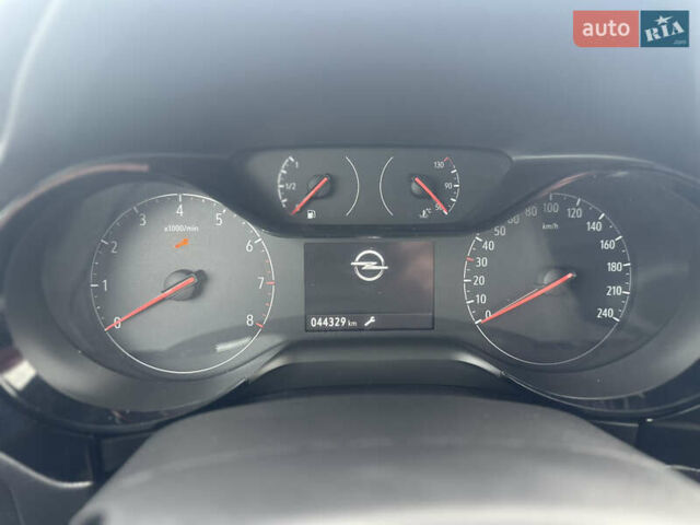 Белый Опель Корса, объемом двигателя 1.2 л и пробегом 44 тыс. км за 12500 $, фото 19 на Automoto.ua