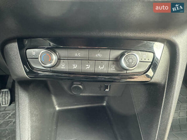 Белый Опель Корса, объемом двигателя 1.2 л и пробегом 44 тыс. км за 12500 $, фото 21 на Automoto.ua