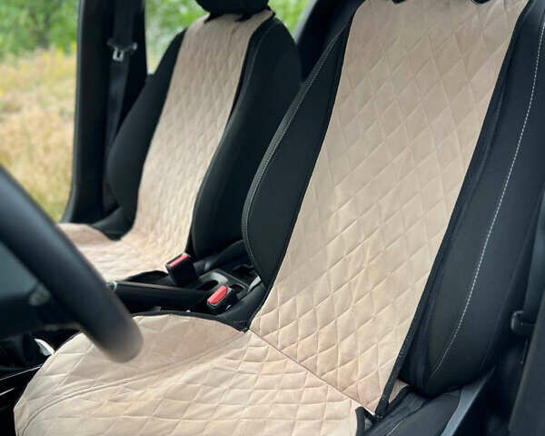 Белый Опель Корса, объемом двигателя 1.2 л и пробегом 44 тыс. км за 12300 $, фото 8 на Automoto.ua