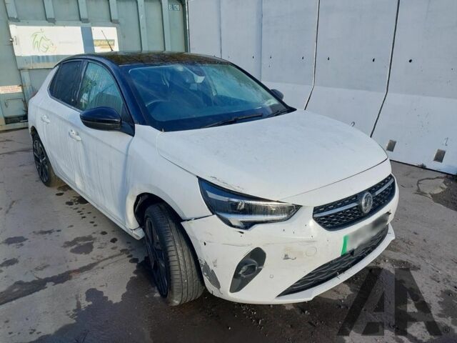 Белый Опель Корса, объемом двигателя 0 л и пробегом 77 тыс. км за 7145 $, фото 1 на Automoto.ua