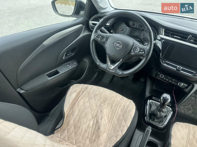 Белый Опель Корса, объемом двигателя 1.2 л и пробегом 44 тыс. км за 12500 $, фото 17 на Automoto.ua