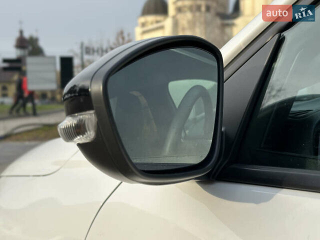 Белый Опель Корса, объемом двигателя 0 л и пробегом 39 тыс. км за 13899 $, фото 18 на Automoto.ua