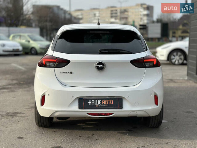Белый Опель Корса, объемом двигателя 0 л и пробегом 39 тыс. км за 13899 $, фото 13 на Automoto.ua