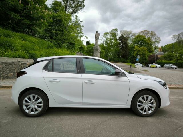 Білий Опель Корса, об'ємом двигуна 0 л та пробігом 30 тис. км за 15500 $, фото 2 на Automoto.ua