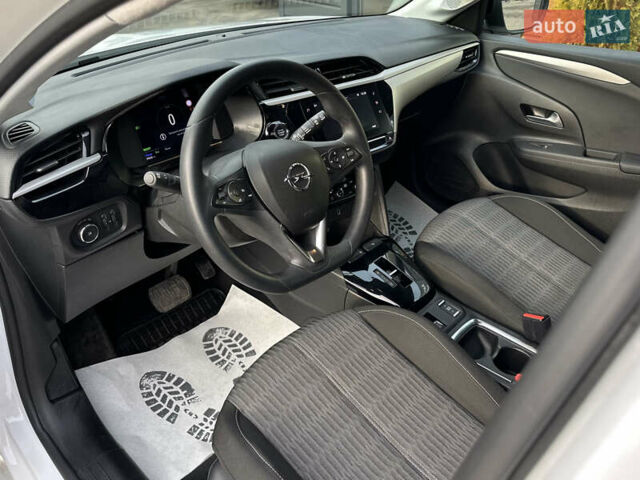 Белый Опель Корса, объемом двигателя 0 л и пробегом 39 тыс. км за 13899 $, фото 25 на Automoto.ua