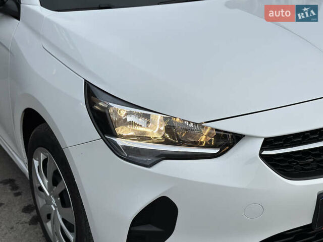 Белый Опель Корса, объемом двигателя 0 л и пробегом 39 тыс. км за 13899 $, фото 9 на Automoto.ua