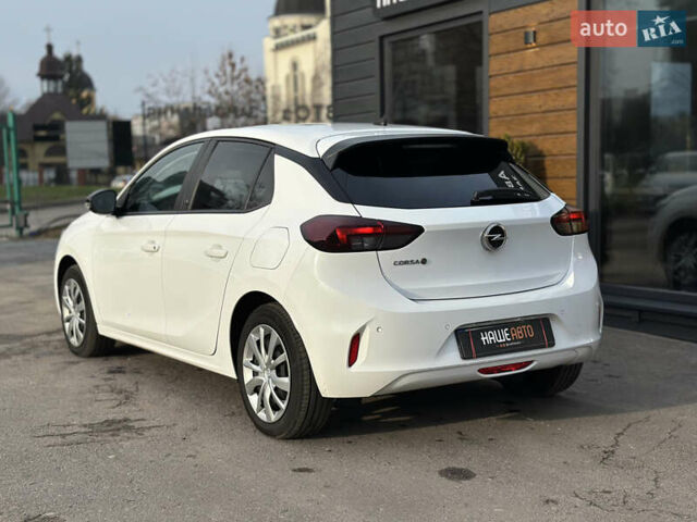 Белый Опель Корса, объемом двигателя 0 л и пробегом 39 тыс. км за 13899 $, фото 11 на Automoto.ua