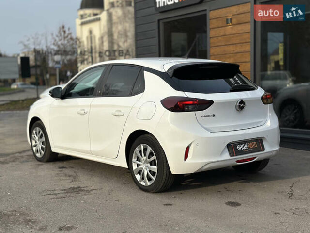 Белый Опель Корса, объемом двигателя 0 л и пробегом 39 тыс. км за 13899 $, фото 12 на Automoto.ua