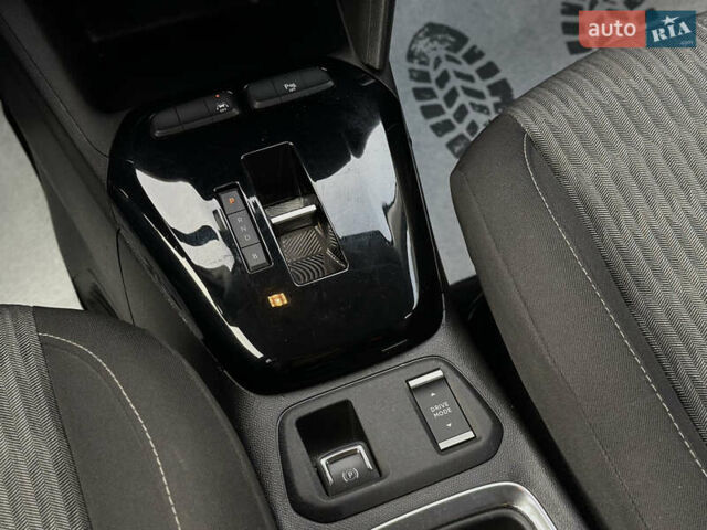 Белый Опель Корса, объемом двигателя 0 л и пробегом 39 тыс. км за 13899 $, фото 37 на Automoto.ua