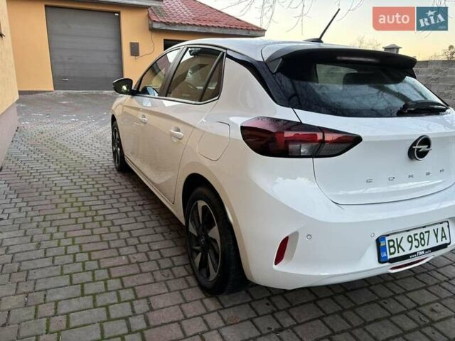 Білий Опель Корса, об'ємом двигуна 0 л та пробігом 16 тис. км за 14800 $, фото 5 на Automoto.ua