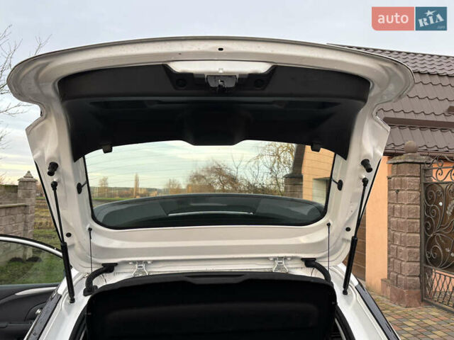 Белый Опель Корса, объемом двигателя 0 л и пробегом 16 тыс. км за 14200 $, фото 19 на Automoto.ua