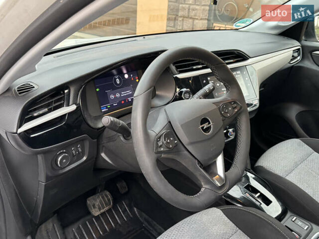 Белый Опель Корса, объемом двигателя 0 л и пробегом 16 тыс. км за 14200 $, фото 14 на Automoto.ua
