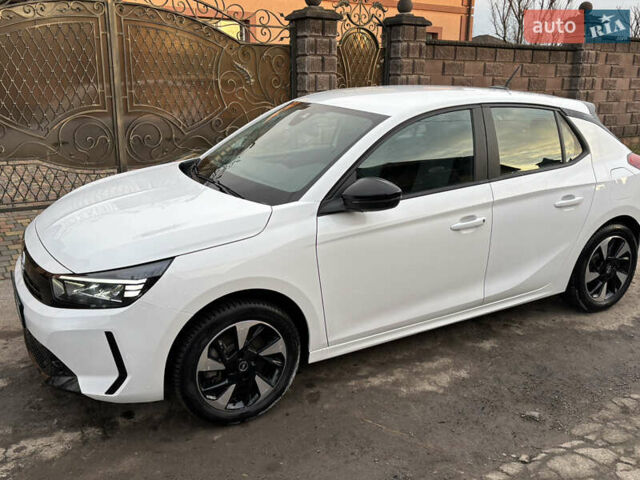 Белый Опель Корса, объемом двигателя 0 л и пробегом 16 тыс. км за 14200 $, фото 11 на Automoto.ua